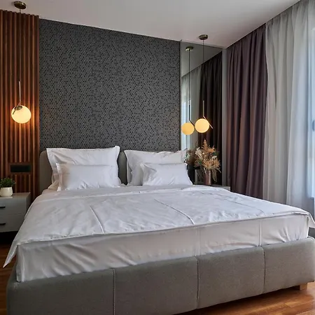 Stunning - 5 Bedrooms - Sei - Amazing Sea & City Views Villa *