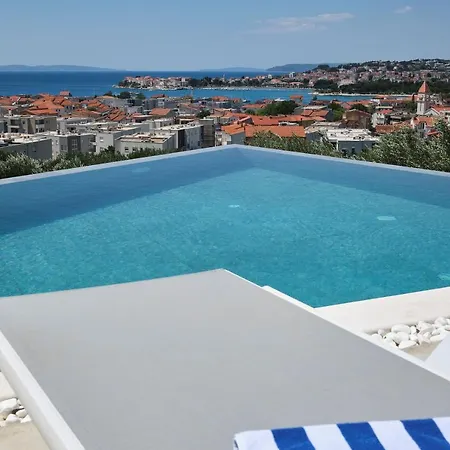 Stunning - 5 Bedrooms - Sei - Amazing Sea & City Views