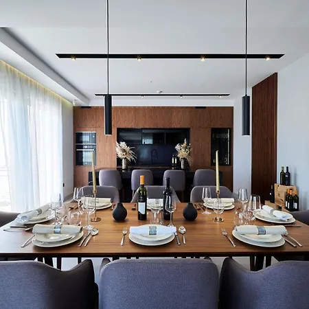 Stunning - 5 Bedrooms - Sei - Amazing Sea & City Views